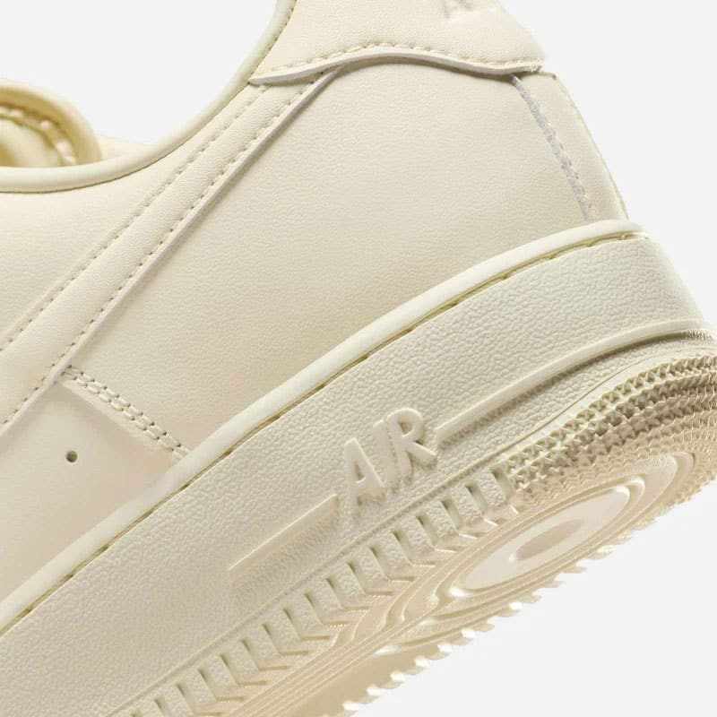 Air Force 1 Low Coconut Milk