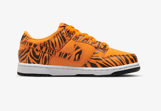 Dunk Low Next Nature Tiger Stripes
