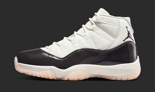 Air Jordan 11 Neapolitan