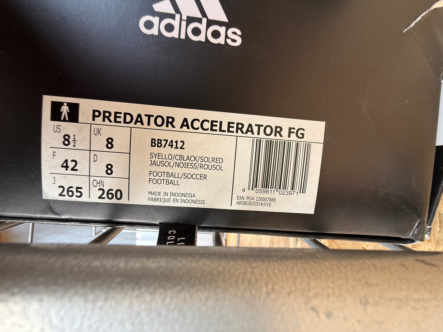 Adidas Predator Accelerator