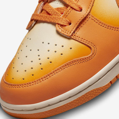 Dunk Low Magma Orange