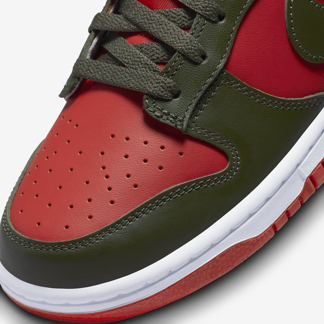 Dunk Low Mystic Red Cargo Khaki